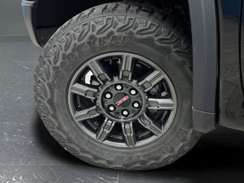 Used 2024 GMC Sierra 1500 AT4X AWD/4WD image 41