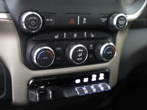 Used 2020 RAM 2500 Laramie image 17