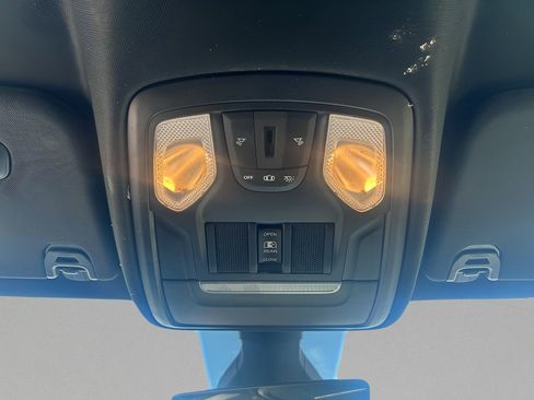 Used 2021 RAM 1500 Big Horn image 14