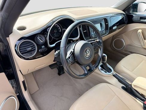 Used 2014 Volkswagen Beetle 1.8T image 9