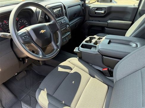 Used 2025 Chevrolet Silverado 1500 Custom image 12
