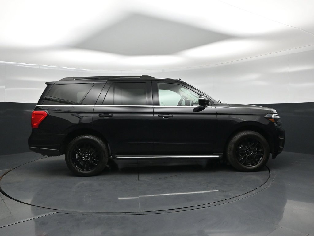 Used 2022 Ford Expedition XLT RWD image 25