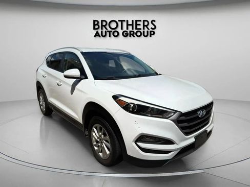 Used 2016 Hyundai Tucson Eco image 2