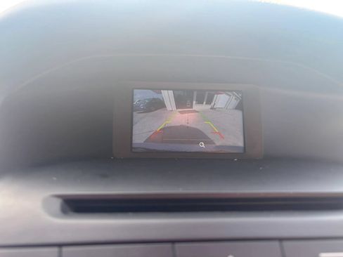 Used 2015 Ford Focus SE w/ SE Sport Package FWD image 16