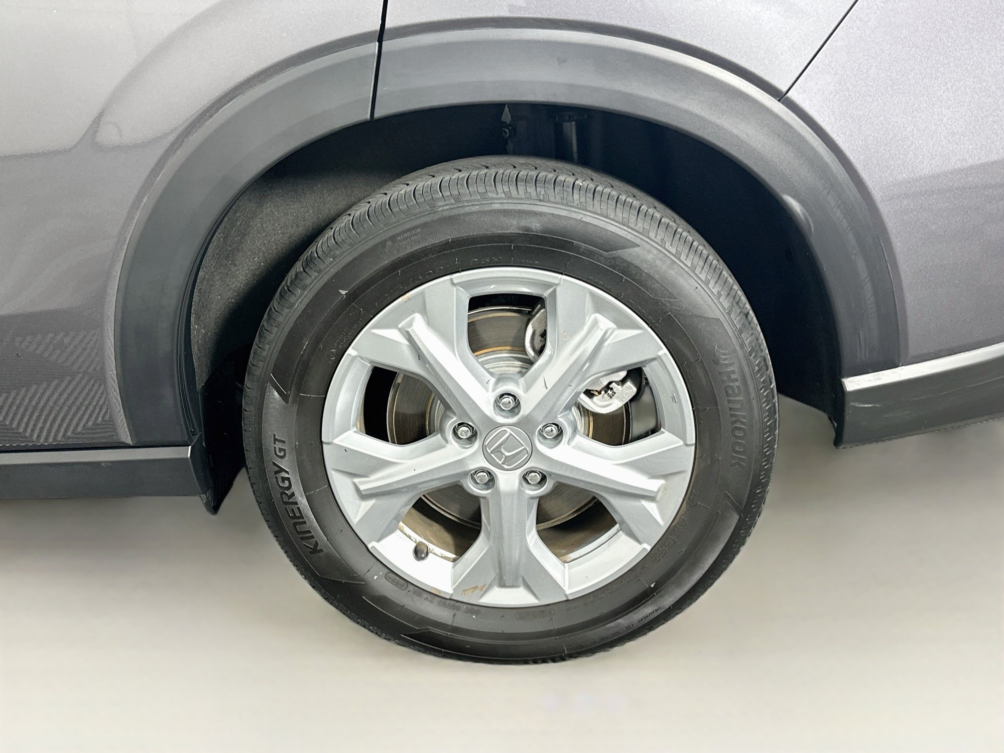 Used 2025 Honda HR-V LX image 11