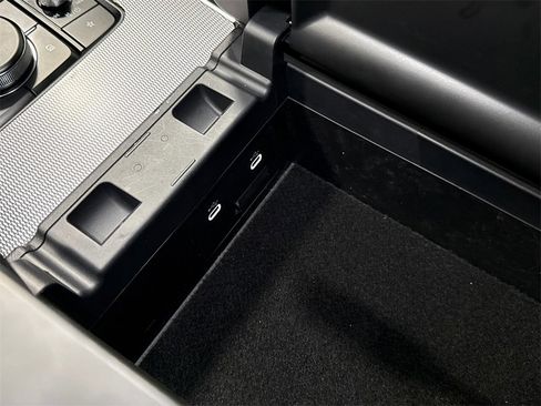 Used 2024 MAZDA CX-90 Plug-In Hybrid w/ Preferred image 18