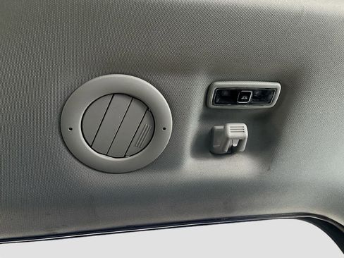 Used 2022 Ford Explorer XLT w/ Equipment Group 202A image 28