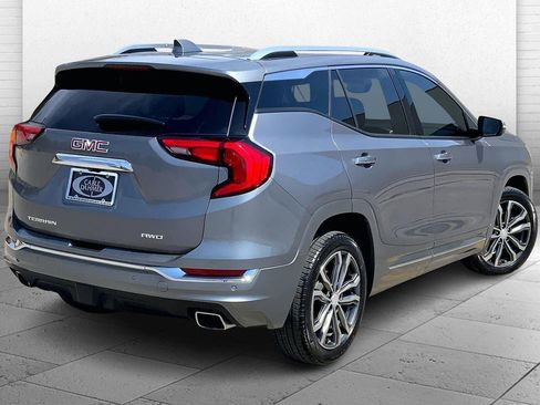 Used 2019 GMC Terrain Denali w/ Comfort Package image 13