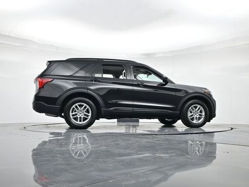 New 2026 Ford Explorer Active RWD image 34
