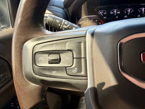 Used 2021 GMC Sierra 1500 SLT AWD/4WD image 17