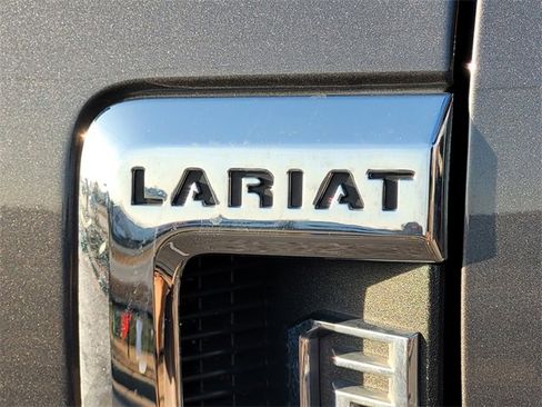 Used 2022 Ford F250 Lariat w/ Lariat Value Package image 8