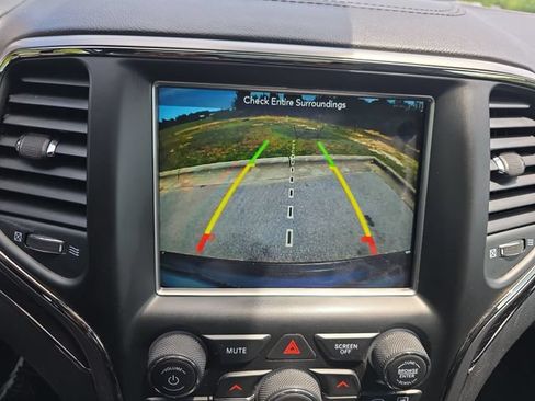 Used 2018 Jeep Grand Cherokee High Altitude AWD/4WD image 23