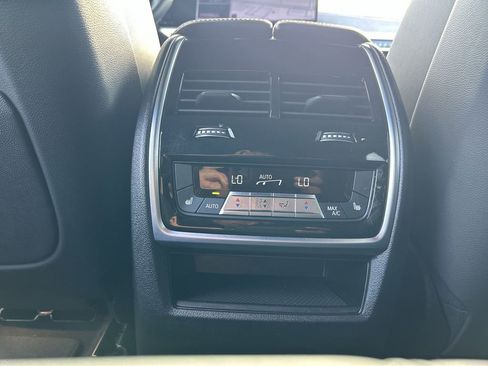 Used 2026 BMW X5 sDrive40i w/ Climate Comfort Package RWD image 35
