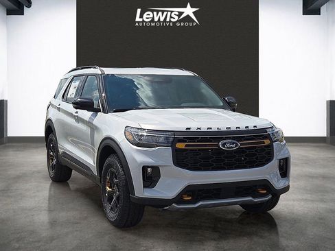 New 2026 Ford Explorer Tremor image 6