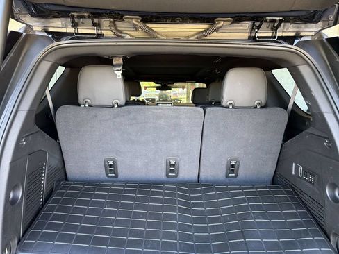 Certified 2022 Chevrolet Tahoe LT w/ LT Signature Plus Package AWD/4WD image 28