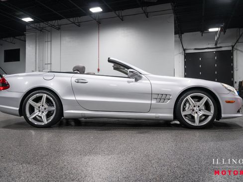 Used 2009 Mercedes-Benz SL 550 image 6