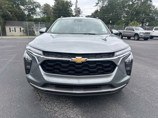 Used 2026 Chevrolet Trax LT w/ Driver Confidence Package FWD image 7