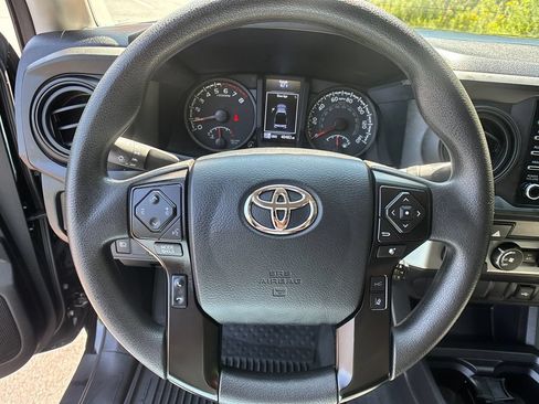 Used 2023 Toyota Tacoma SR w/ SR Convenience Package AWD/4WD image 16