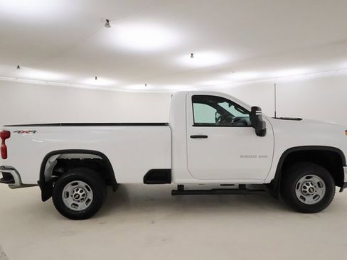 Used 2025 Chevrolet Silverado 2500 W/T w/ WT Convenience Package image 2