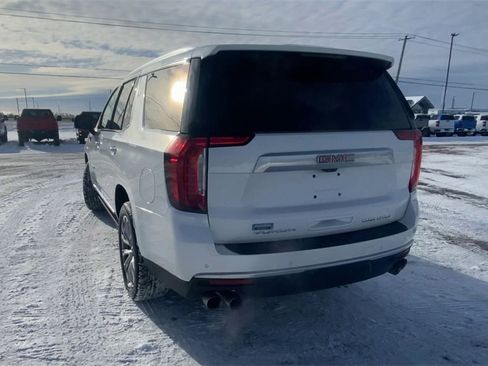 Certified 2022 GMC Yukon Denali w/ Denali Premium Package image 7