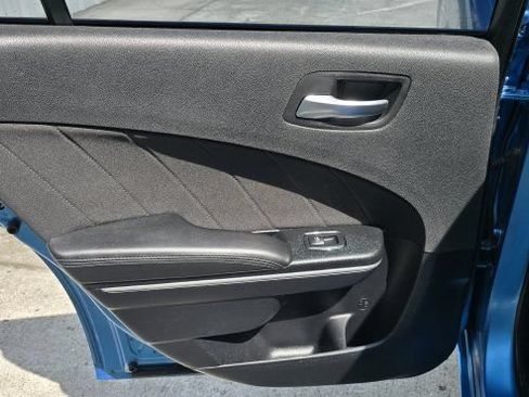 Used 2019 Dodge Charger SXT RWD image 28