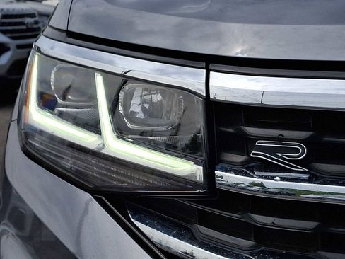 Used 2022 Volkswagen Atlas SEL R-Line AWD/4WD image 9