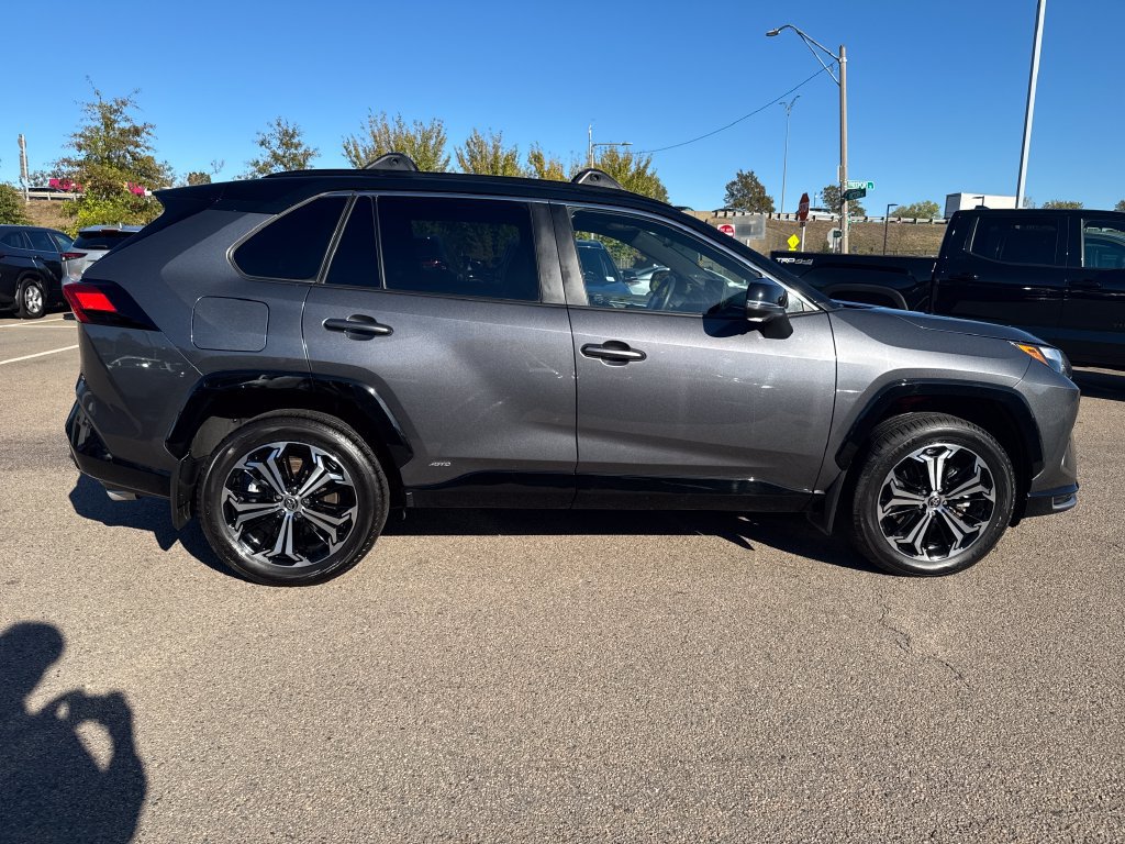 Used 2025 Toyota RAV4 XSE w/ Premium Package AWD/4WD image 9