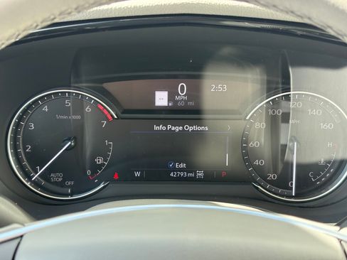 Certified 2023 Cadillac XT5 Premium Luxury w/ LPO, Floor Liner Package AWD/4WD image 20