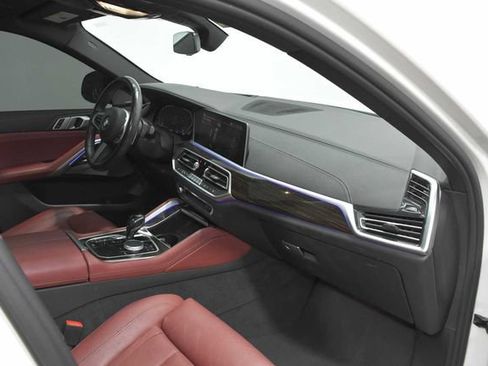 Used 2021 BMW X6 sDrive40i w/ M Sport Package RWD image 11