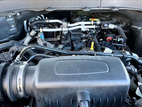 Used 2021 Ford Explorer XLT w/ Equipment Group 202A image 29