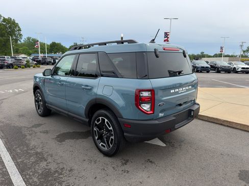 Used 2023 Ford Bronco Sport Outer Banks w/ Tech Package AWD/4WD image 6