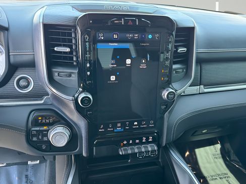 Used 2022 RAM 1500 Limited AWD/4WD image 12
