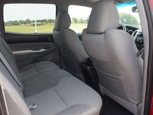 Used 2012 Toyota Tacoma 4x4 Double Cab w/ TRD Sport Pkg image 21