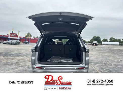 New 2026 Buick Enclave Avenir w/ Super Cruise Package AWD/4WD image 25