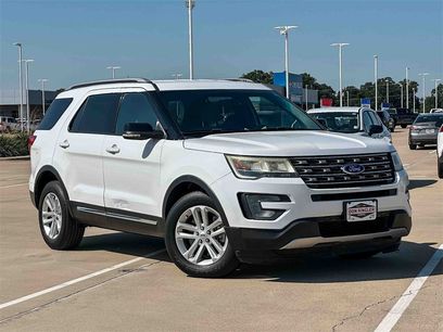 Used 2017 Ford Explorer XLT w/ Equipment Group 201A