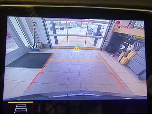 Certified 2019 Cadillac XT4 Premium Luxury image 15