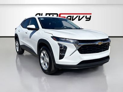 Used 2025 Chevrolet Trax LS w/ LS Convenience Package