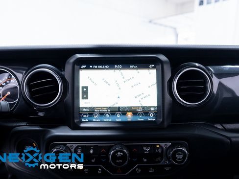 Used 2023 Jeep Wrangler Unlimited Rubicon 392 w/ Xtreme Recon 35" Tire Package image 12