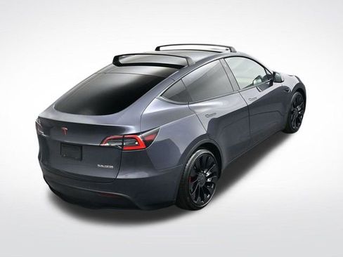 Used 2021 Tesla Model Y Performance image 23