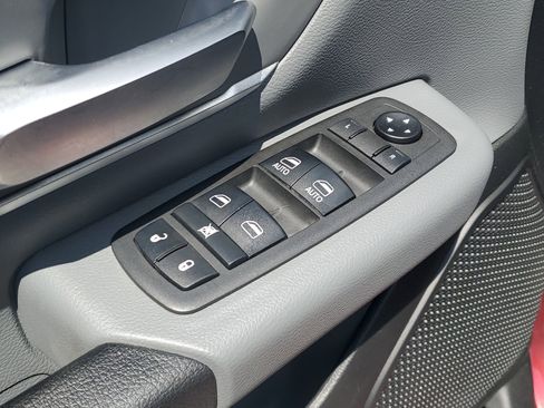 Used 2019 RAM 1500 Big Horn AWD/4WD image 9