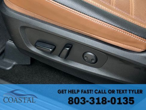 Used 2024 Nissan Pathfinder Platinum w/ Cargo Package image 8