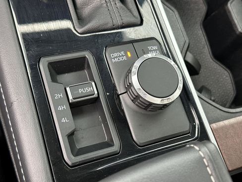 Used 2025 Toyota Sequoia Capstone image 29