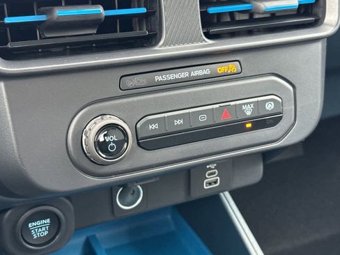 New 2026 Ford Maverick XLT image 17