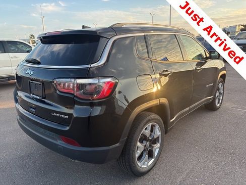 Used 2021 Jeep Compass Limited w/ Elite Interior Group image 3