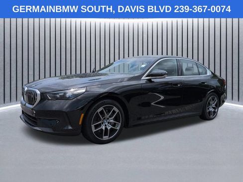 Certified 2024 BMW i5 eDrive40i w/ Premium Package RWD image 1