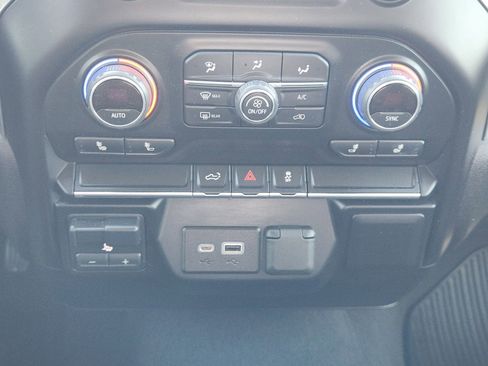 Used 2023 Chevrolet Silverado 2500 LT w/ Convenience Package image 19