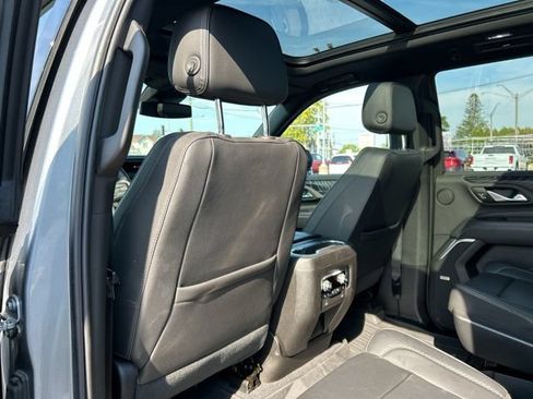 Certified 2023 GMC Yukon Denali w/ LPO, Floor Liner Package AWD/4WD image 22