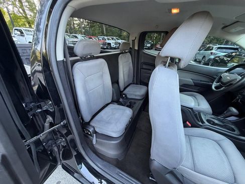 Used 2017 Chevrolet Colorado W/T w/ WT Convenience Package RWD image 23