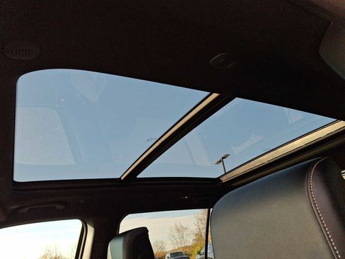 Used 2023 Jeep Wagoneer Series II image 16