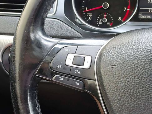 Used 2017 Volkswagen Jetta SE FWD image 18